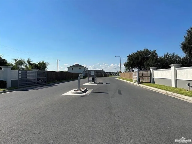 209 Rafael Dr #4 — Photo 10