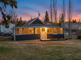 5211 50th Ave, Alberta Beach, AB T0E 0A0