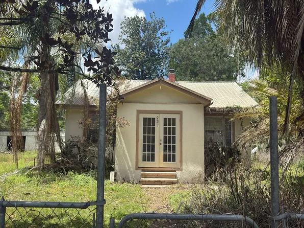 237 Broad St, Brooksville, FL 34604