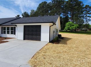 2018 Crown Point Dr, Albemarle, NC 28001