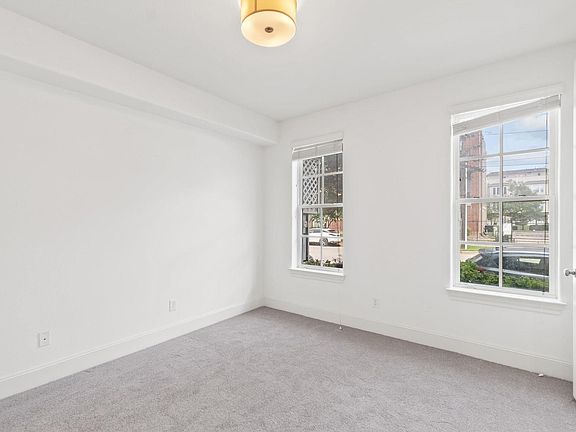 3rd image of 2326 Hutchins St
