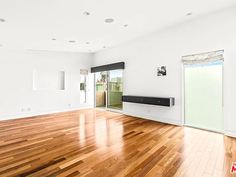 524 Rialto Ave — Photo 36
