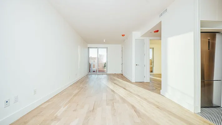 Rented by Nooklyn NYC LLC | media 16
