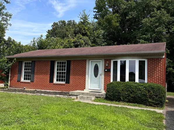 7817 Conifer Dr, Louisville, KY 40258
