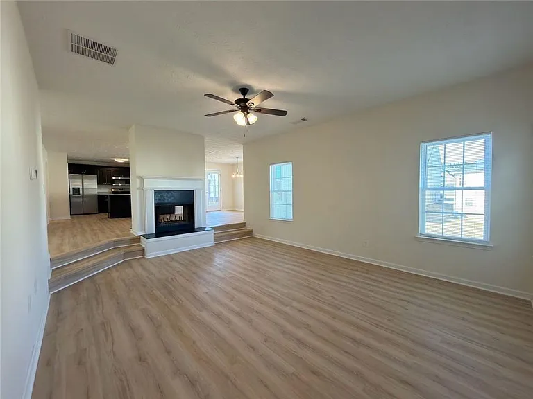 2770 Austin Ridge Dr — Photo 9