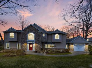 166 Washington Ave, Hillsdale, NJ 07642