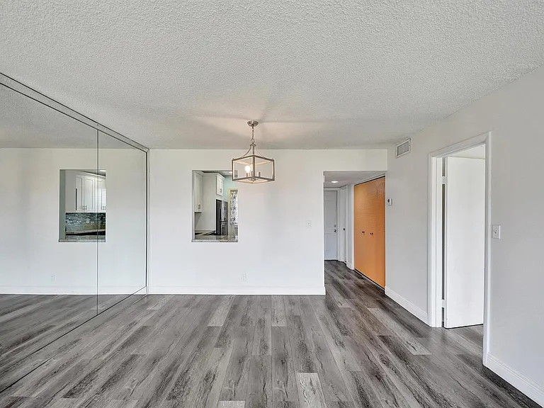 2430 NW 81st Ave #305 — Photo 35