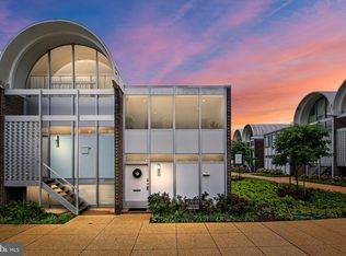 340 N St SW, Washington, DC 20024