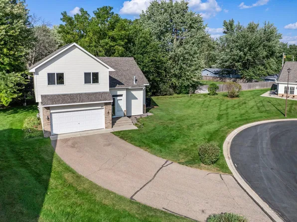 291 Appleblossom Ln E, Shakopee, MN 55379