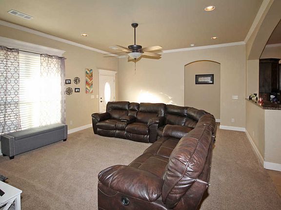 4th image of 7305 Vail Dr