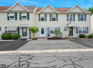 103 Peach St, Newmanstown, PA 17073