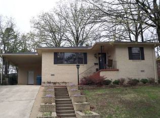 6 Lefever Ln, Little Rock, AR 72227