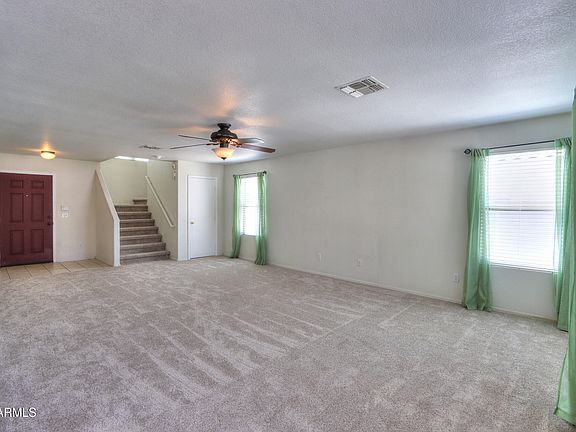 3rd image of 1014 S MOSLEY Drive