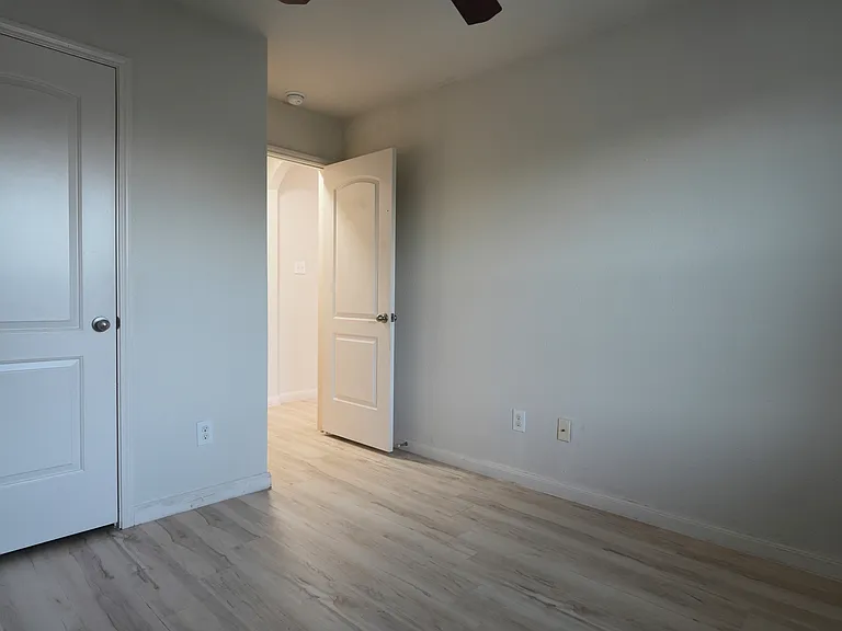 344 Magnolia Dr — Photo 9