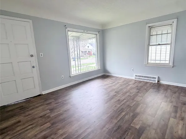 2687 S Deacon St, Detroit, MI 48217