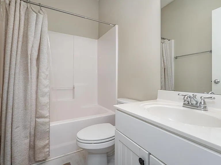 1239 Great Ridge Pkwy — Photo 11