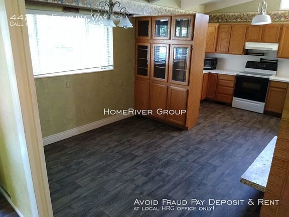 5th image of 4422 S Fortuna Way