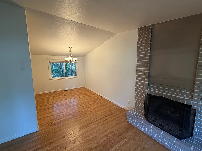 12211 NE 139th Pl — Photo 3