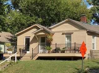 7549 Pennsylvania Ave, Kansas City, MO 64114