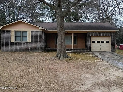 2412 Shea Dr Photo 1
