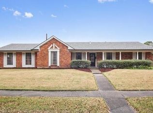 5821 Albany Ct, New Orleans, LA 70131