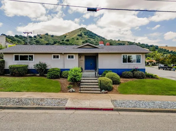 16995 De Witt Ave, Morgan Hill, CA 95037