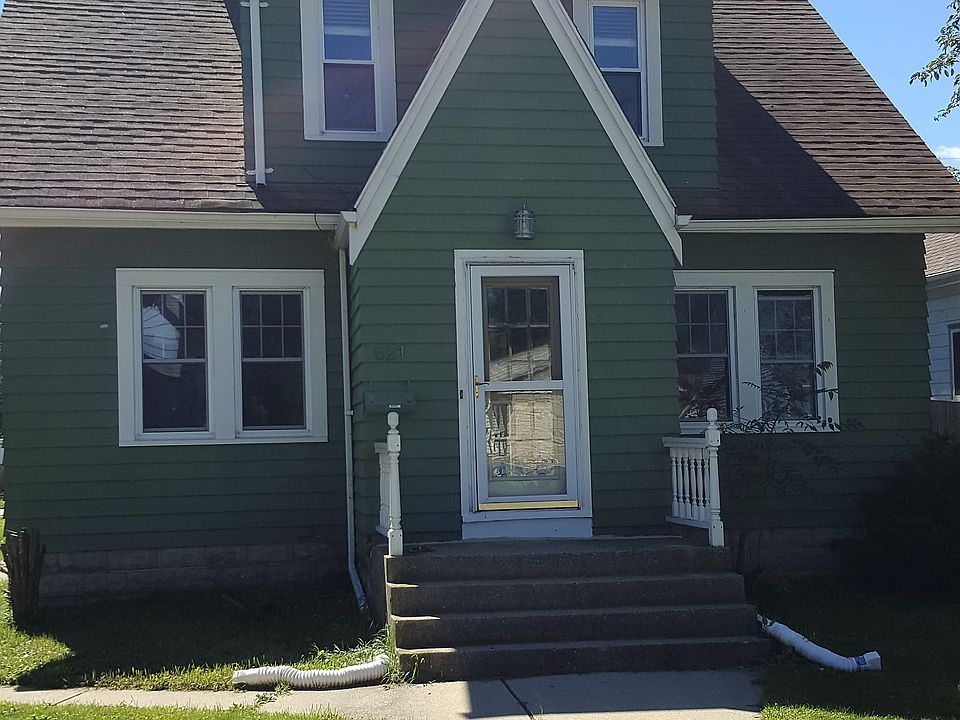 1st image of 621 Marshall Ave