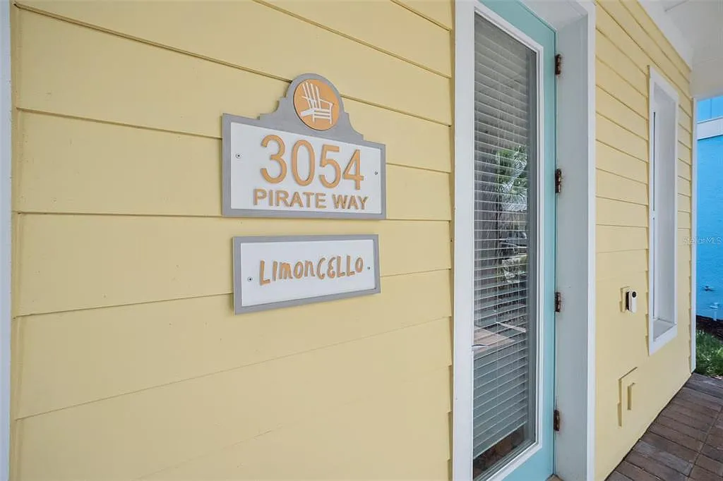 1 bed, 1.0 bath, 660 sqft, $3,200 — Photo 4