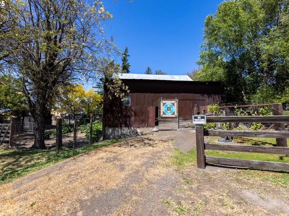 Highway 206, Wasco, OR 97065