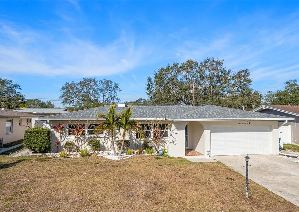 1st image of 1672 CAMBRIDGE DRIVE