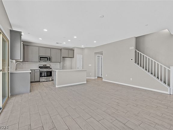 3rd image of 6603 Dove Point Pl