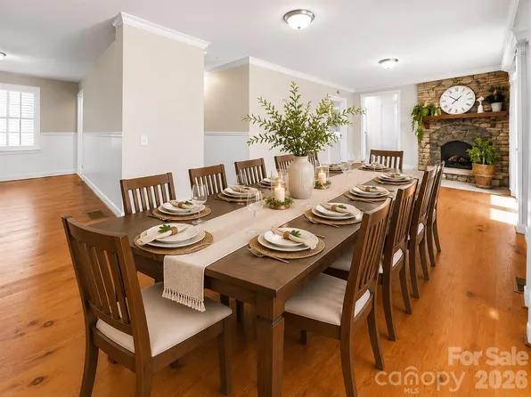 131 Fox Runn Rd, Granite Falls, NC 28630