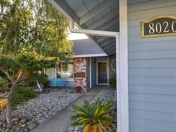 3rd image of 8020 Montevina Dr