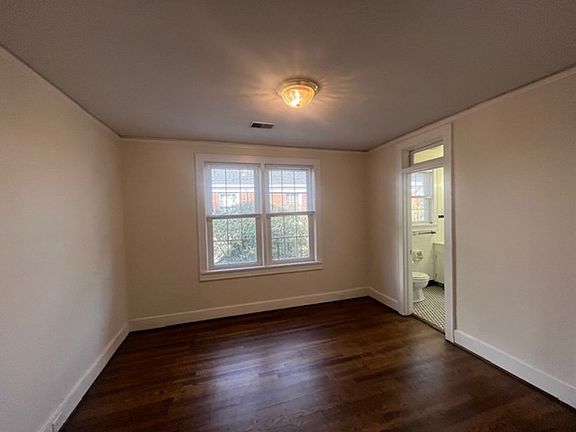 5th image of 2519-2521 Burney Dr
