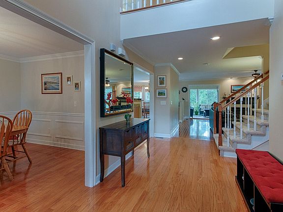 2nd image of 13009 Peach View Dr