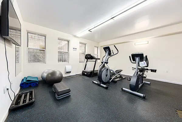 Rented by Bah Realty Group LLC | media 7