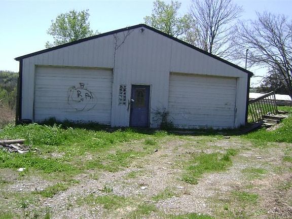 5th image of 426 Central Pike