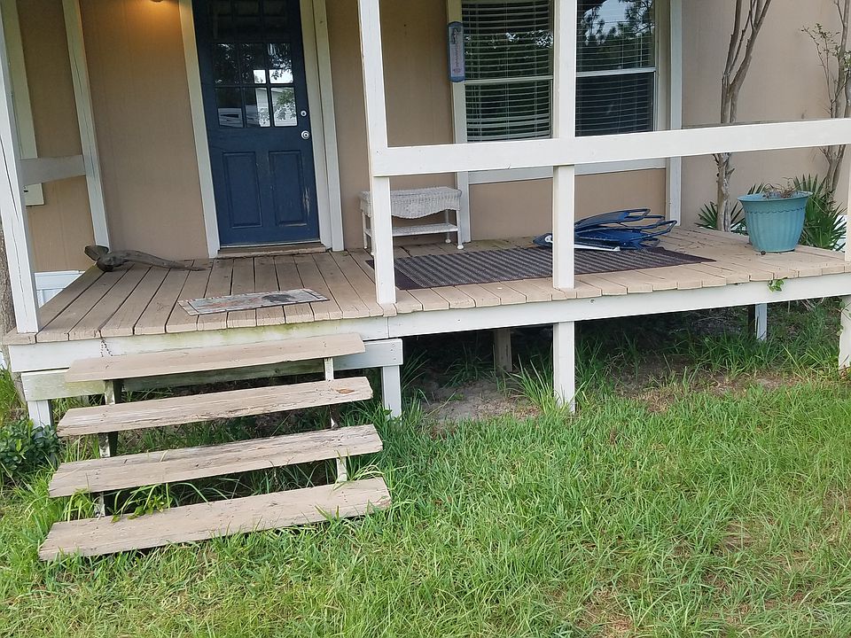 2nd image of 8226 Tortuga St