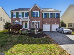 25791 Rawley Springs Dr, Chantilly, VA 20152