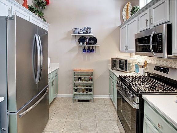 2nd image of 455 Edge Park Ln