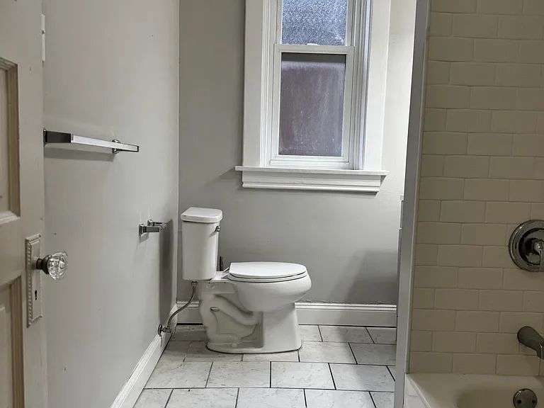 4322 Chouteau Ave #1F — Photo 3