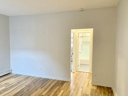 Rented by Signature Spaces NYC Corp | media 5