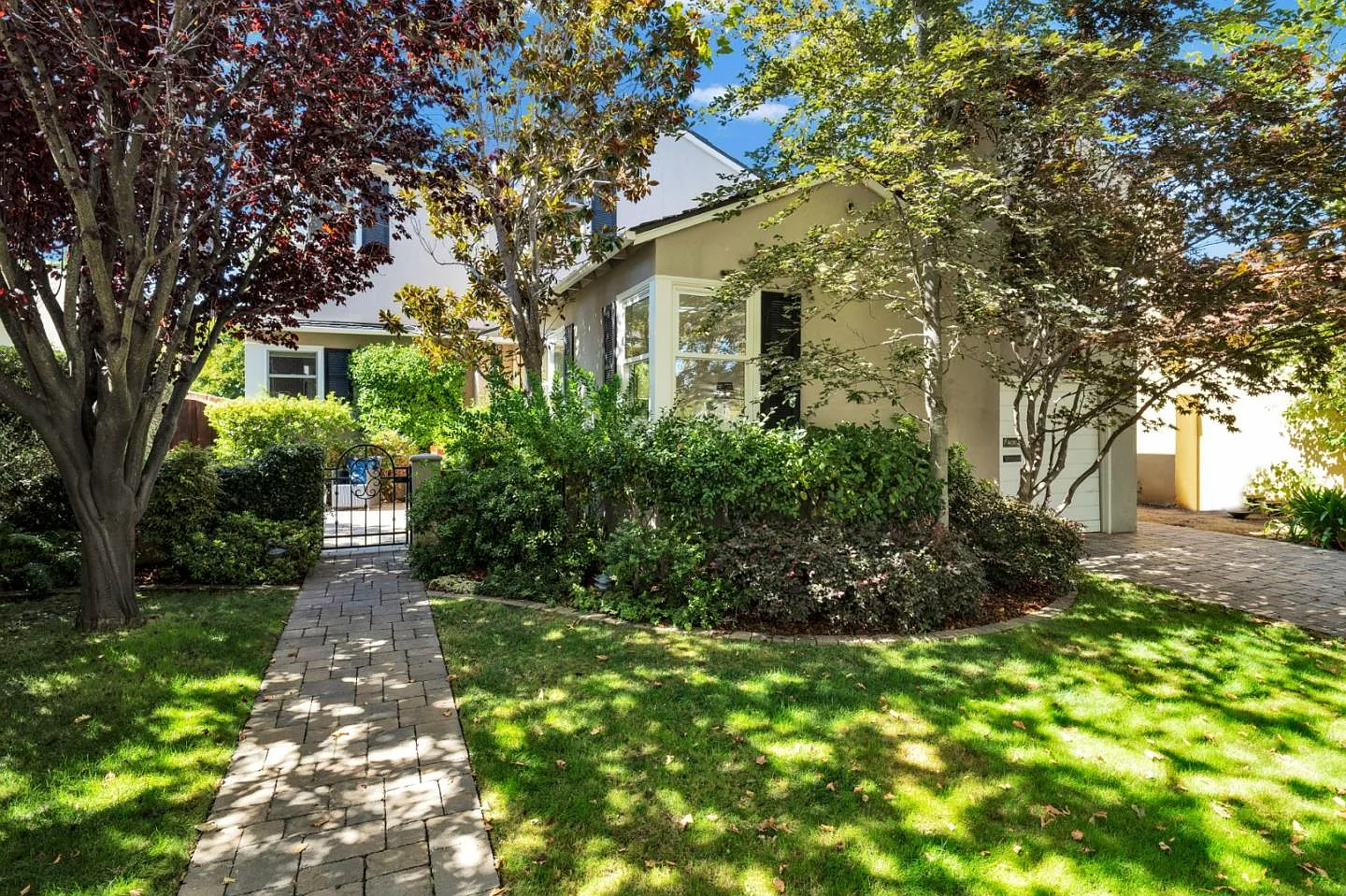 406 Hobart Ave photo 1