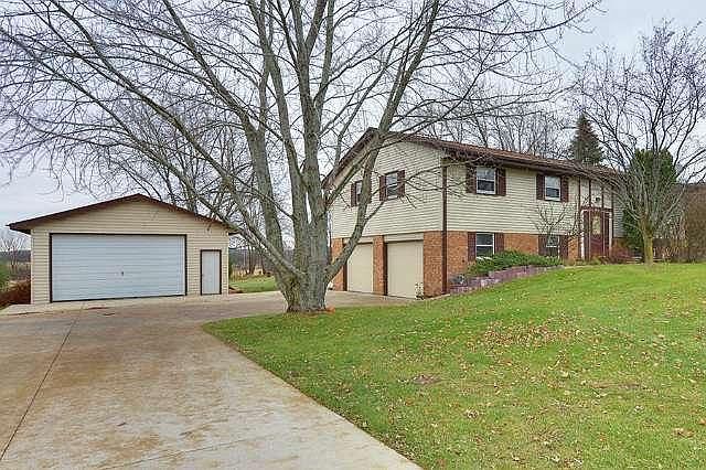 1st image of 3986 Ernst Dr