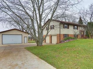 3986 Ernst Dr, Hartford, WI 53027