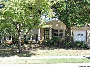 11403 Hillwood Dr SE, Huntsville, AL 35803