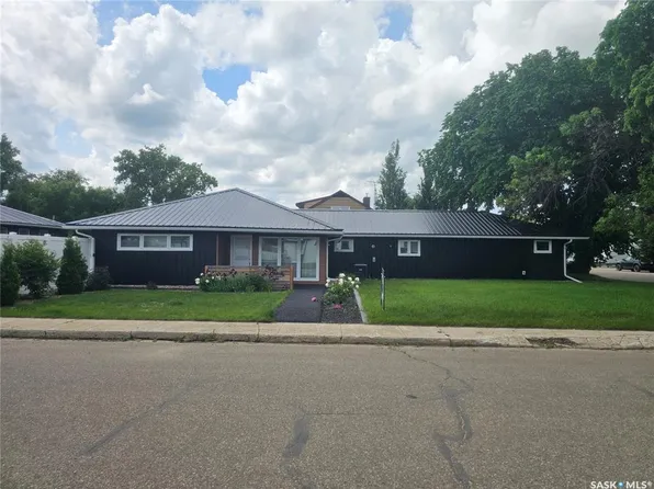 398 5th AVENUE E, Unity, SK S0K 4L0