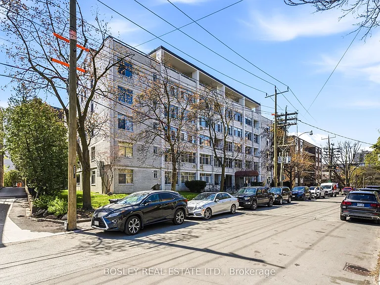 335 Lonsdale Rd #210 — Photo 34