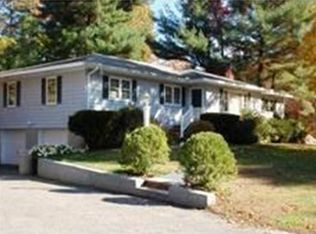 15 Roberts Rd, Wilmington, MA 01887