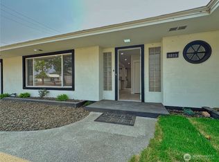 1013 River Dr, Coulee Dam, WA 99116